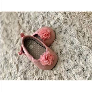 ✨Adorable baby pink shoes✨